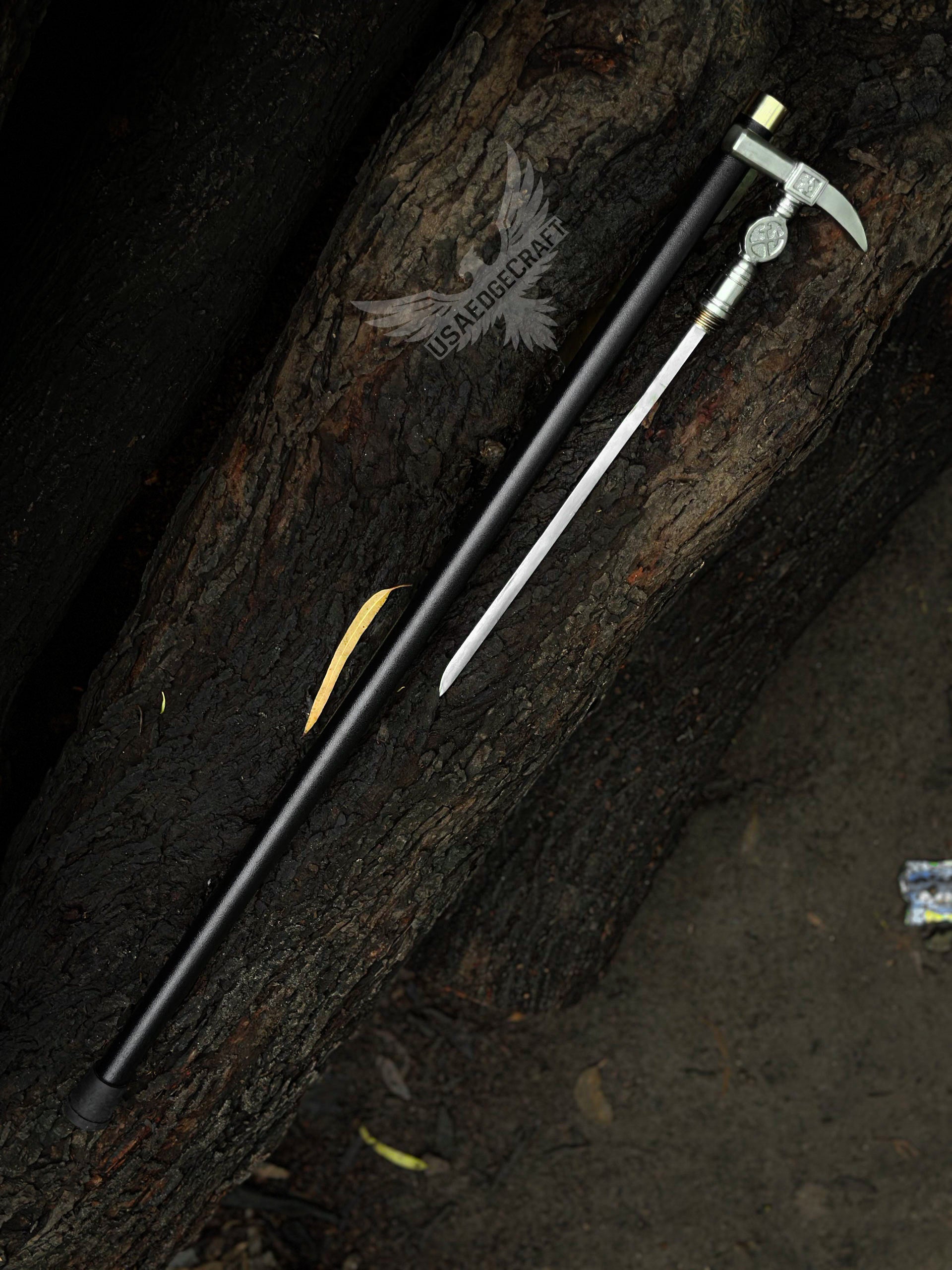 Luxury hammer head cane sword displayed for collectors, showcasing forged steel craftsmanship and premium antique silver finish.