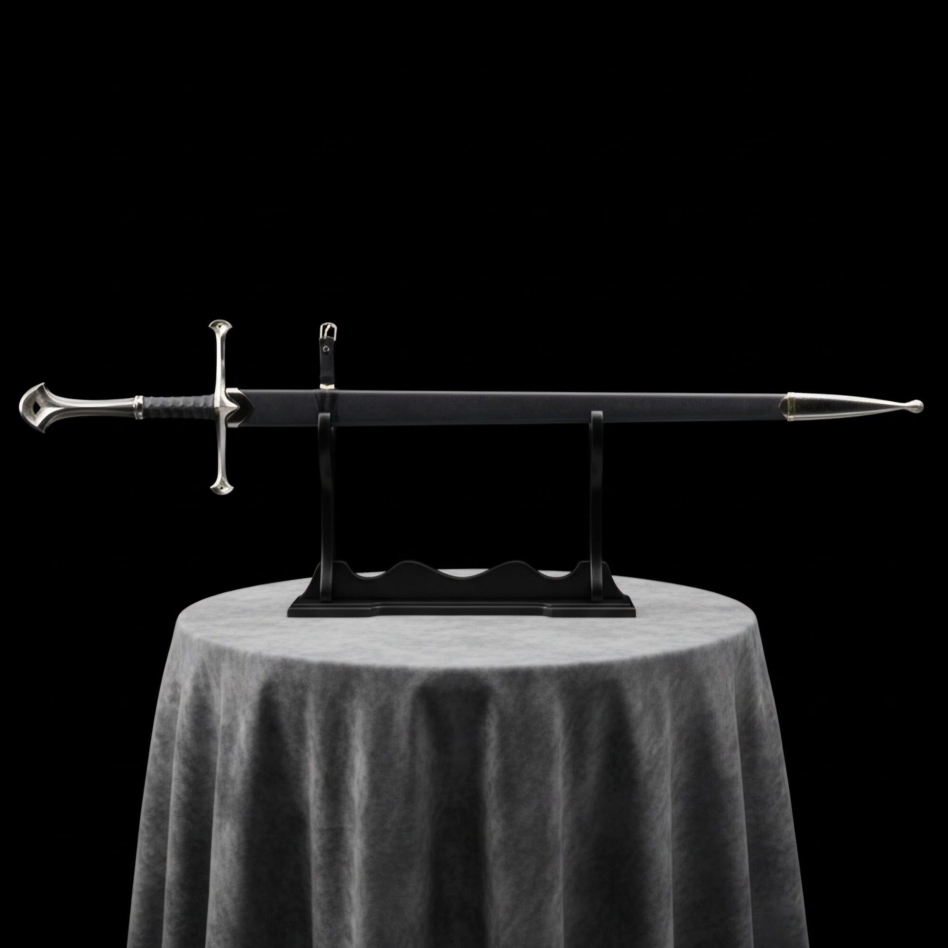 High-quality fantasy sword inspired by Narsil from LOTR movie collection