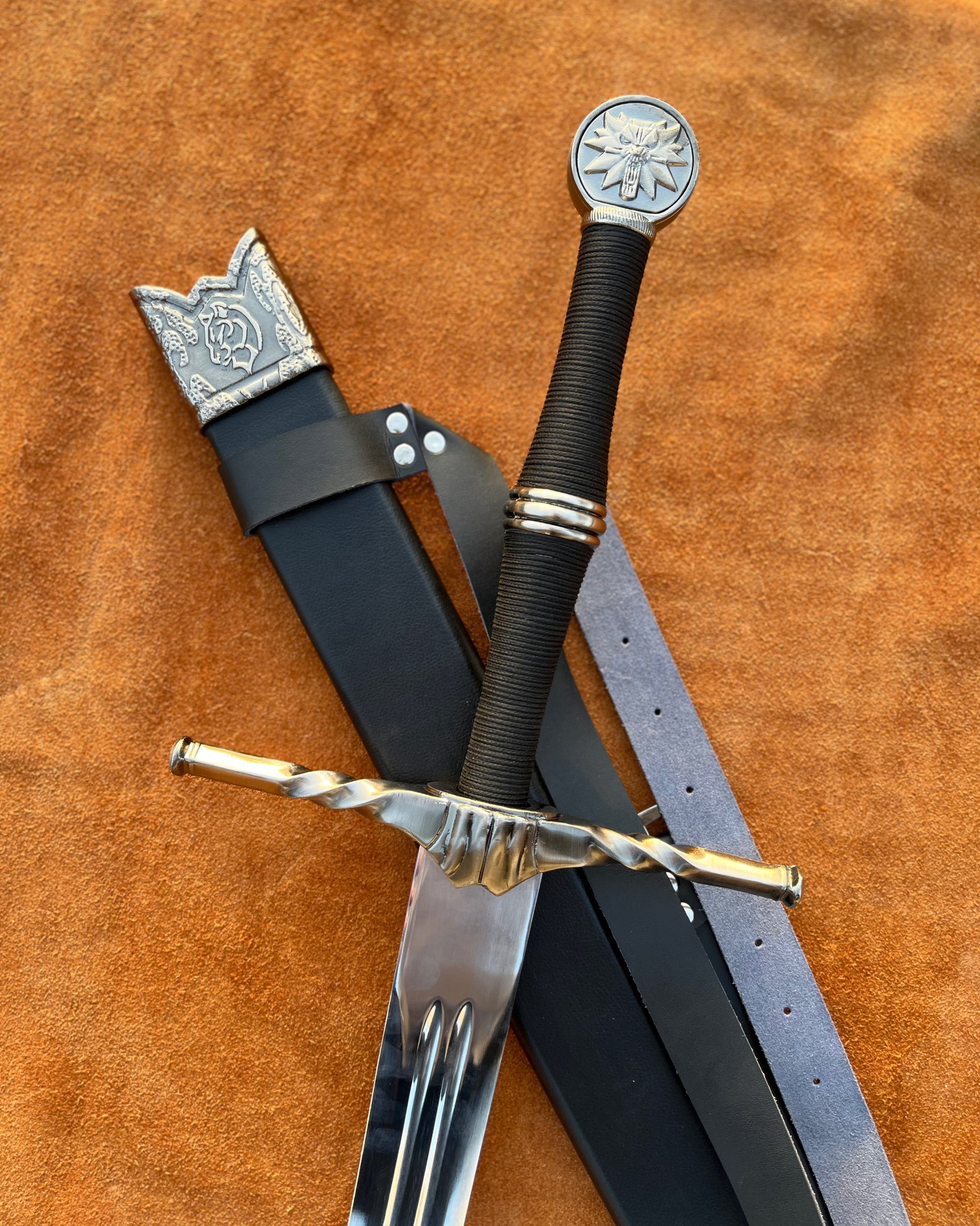 Premium Witcher Silver Sword collectible for cosplay and display, perfect for fans and collectors of The Witcher series